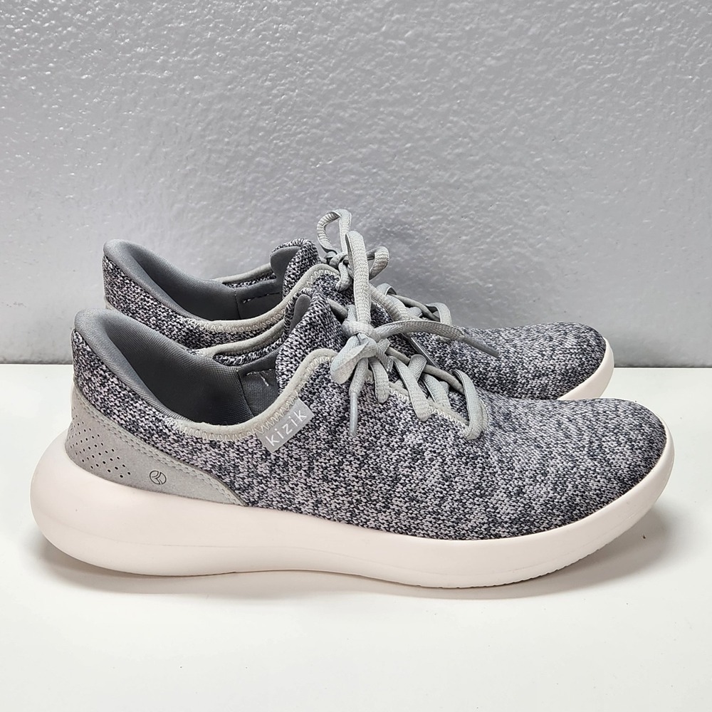Kizik Slip On Gray Shoes Sneakers Women's Size 7 / Men's Size 5.5  - J2RT